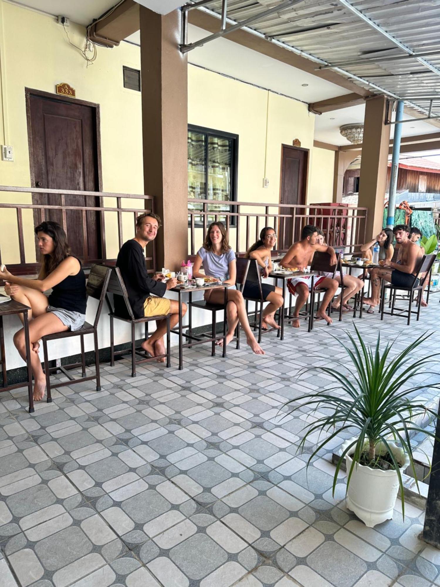 Vang Vieng Guesthouse Exteriör bild